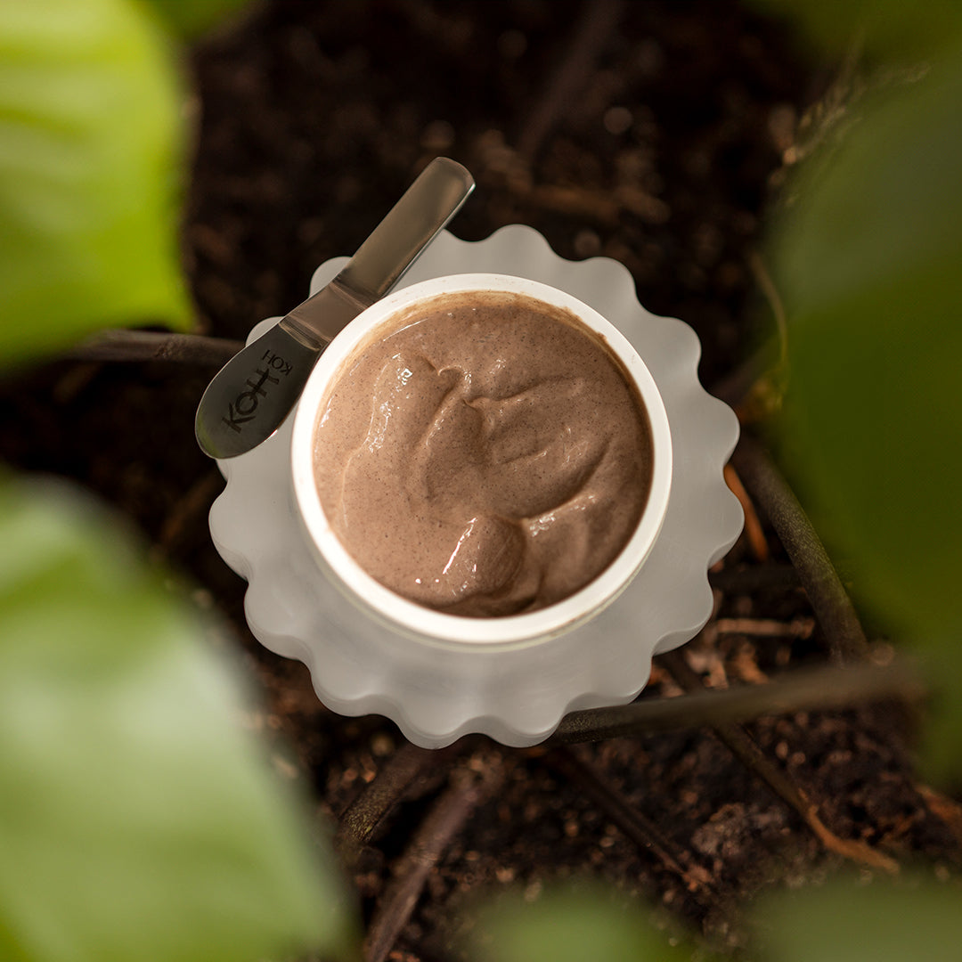 EARTH’S EMBRACE: RESTORING HAND & BODY CREAM